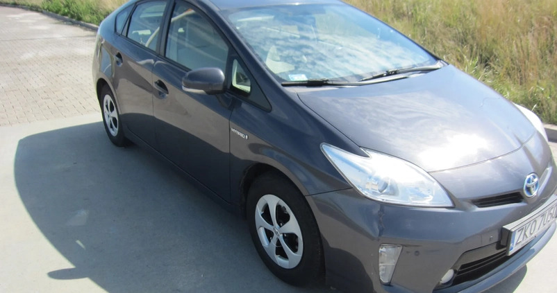 Toyota Prius cena 44000 przebieg: 250000, rok produkcji 2012 z Koszalin małe 106